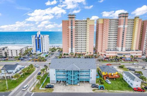 Crescent Beach House | Dream Ocean View Villa Steps to Beach Top Location w Pool