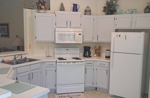 Lindfields Villa | 'Dreamstay' 4 BR Exec Single Story Home with Pool-Near Disney