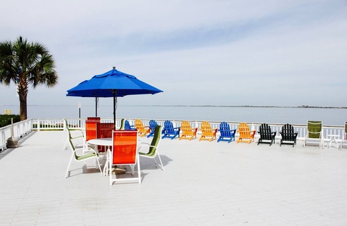 Rocky Point Apartment | Dreamy Waterfront Escape! Relaxing Bay View Accommodation w/Balcony | Pool