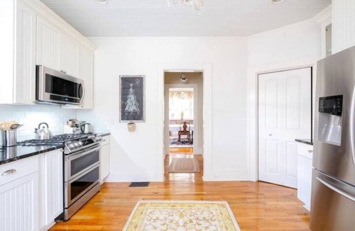 Duckpond House | Duck Pond Grand Downtown Pool Home: 5 BR