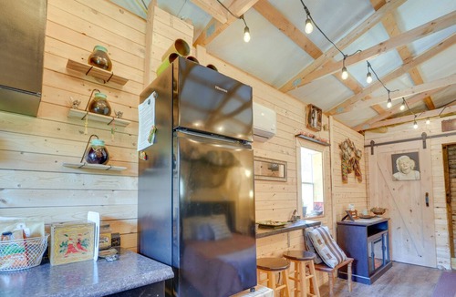 Rising Fawn Apartment | ‘Eagle’s Nest’ Studio in Rising Fawn: Creek Access
