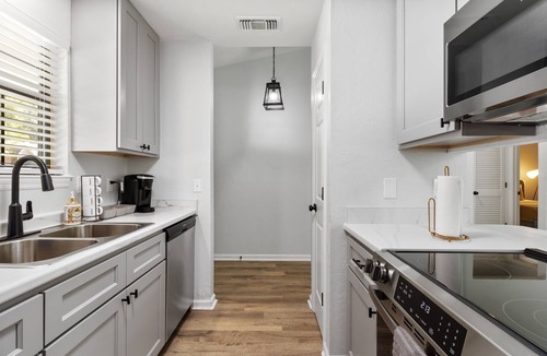 Tallahassee House | Early & Last Min BKG Discount-Newly Peaceful Renovated Stay