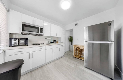 Coral Way Apartment | Easy Does It - Cozy 1BR Near Coral Gables