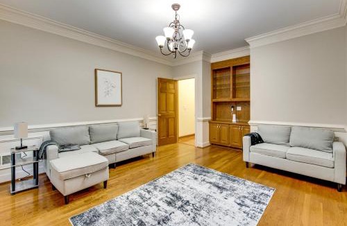 Northlake House | Easy Hwy Access to Dtwn Atlanta! Group Retreat