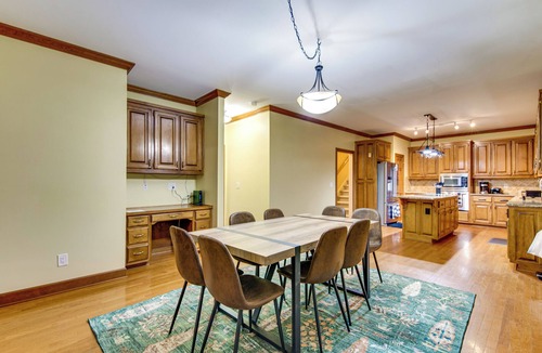 Northlake Cottage | Easy Hwy Access to Dtwn Atlanta! Group Retreat
