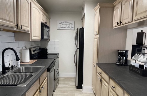 Plantation Key Condo | Eclectic Easeful Stay At The Keys!