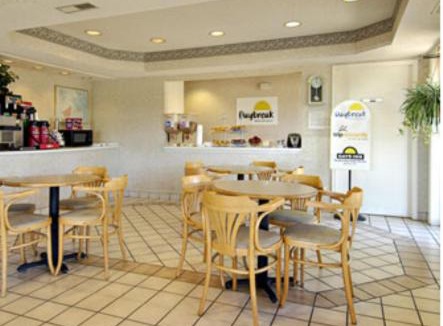 Franklin Cabin | Econo Lodge Franklin