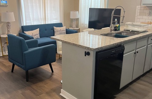 North Belmont House | Elegant 2BR Belmont Retreat – Comfort, Calm & Convenience