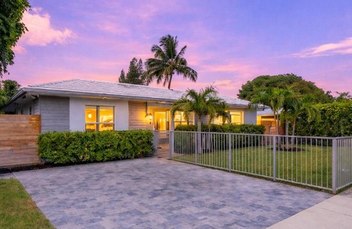 Old Northwood House | Elegant 3BR w Pool Near Downtown WPB