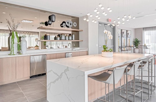 Doral Condo | Elegant Doral Getaway: 2BR Luxury
