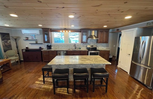 Elk Park House | Elk Falls Riverhouse - Mountain Retreat
