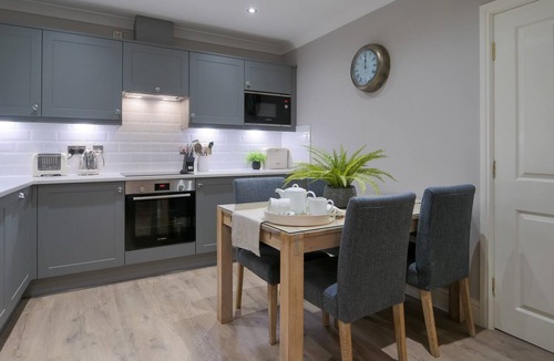 Durham Apartment | Elvet Bridge View at Durham Riverside Apartments