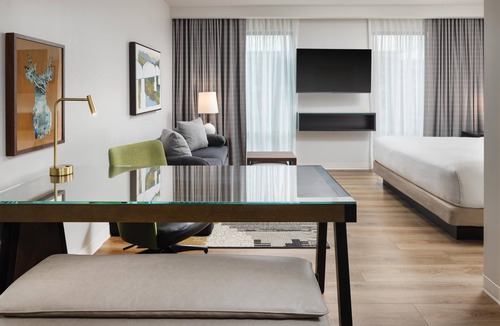Downtown Chattanooga Hotel | Embassy Suites By Hilton Chattanooga Downtown