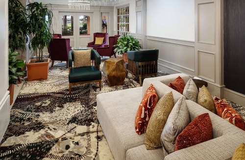 Altamonte Springs Hotel | Embassy Suites by Hilton Orlando North