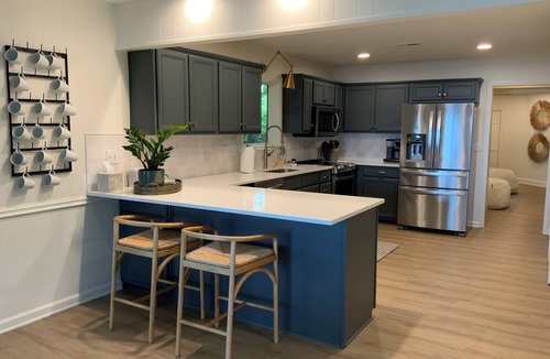 Greensboro House | Embrace the essence of lakeside living at Dogwood Delight!