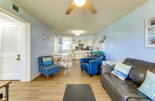 Emerald Isle House | Emerald Isle Resort-Style Condo: Walk to Beaches!