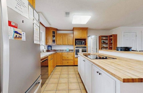 Edisto Island House | Enchanting & sunlit dog-friendly retreat with generous deck - steps to the sand