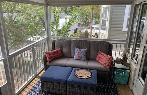 Dunedin House | Endless Summer Cottage 2