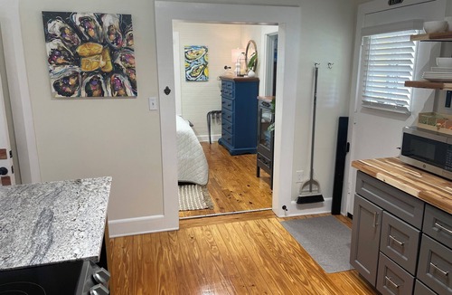 Crawfordville Cottage | Enjoy Crawfordville at the Courtyard’s Oyster Cottage