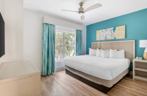 West Kissimmee Hotel | Enjoy Every Moment in a Space Made for Great Getaways! Outdoor Pool, Kitchen!