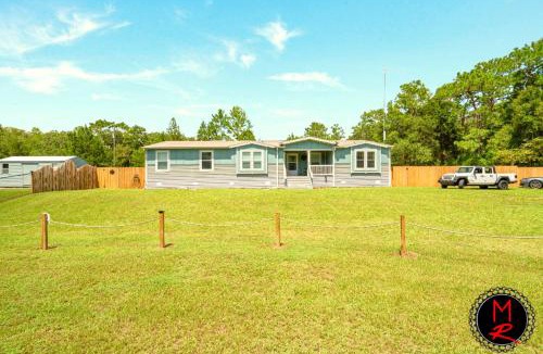 Brooksville House | Epic Outdoor Adventure Await Your Group! Sleep 34