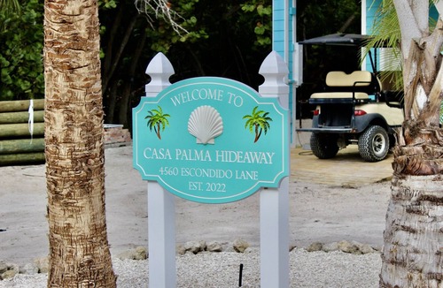 Safety Harbor Club House | Escape to CASA PALMA HIDEAWAY! 4BD/3BA, Pool, Outdoor Kitchen, boat slip & More!