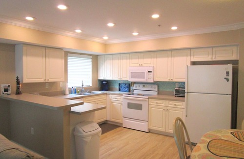Independence Square Condo | ESCAPE to enjoy the most beautiful SUNSETS on the Gulf of Mexico!