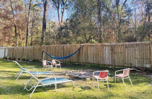 Fort White House | Escape to Nature - 2 miles from Ichetucknee park