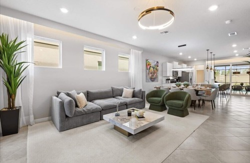 Clermont Villa | EV 16147 - 5 Bed 5.5 Villa with Screened-In Private Pool