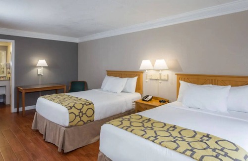 Tallahassee House | Exciting Getaway! 4 Family-friendly Units, Outdoor Pool, Free Parking