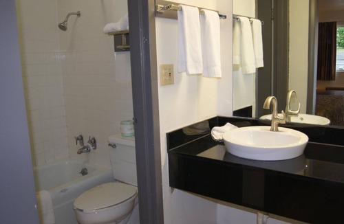 Crossville Hotel | Executive Inn