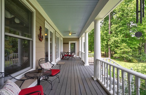 Oxford House | Executive Lakefront Home being offered for rent while on the market for sale.