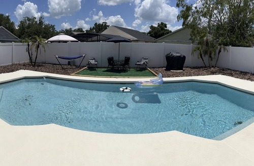 Buena Ventura Lakes House | ☞ Exotic Pool Home | 341mb | BBQ | King | Memory Foam
