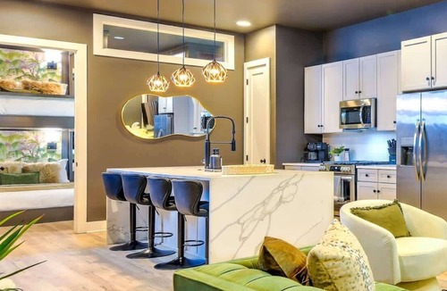 Katie Hill Neighborhood House | Expansive 4BR/5BA DT Home with Hot Tub & Game Room