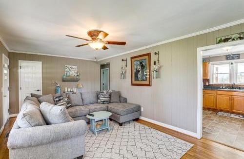 Sparta House | Expansive Yard, Beautiful Views! Sparta Getaway
