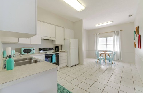 Springs at Kings Bay Condo | Explore Dtwn Crystal River: Walkable Duplex Unit