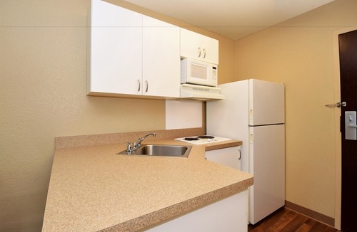 Sandy Springs Hotel | Extended Stay America Suites - Atlanta - Perimeter - Crestline