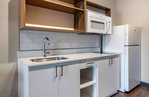 Gibsonton Hotel | Extended Stay America Premier Suites Tampa Gibsonton Rivervi
