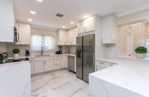 South Lake Villa | Fabulous 5BR/3BA Villa near Hollywood Beach
