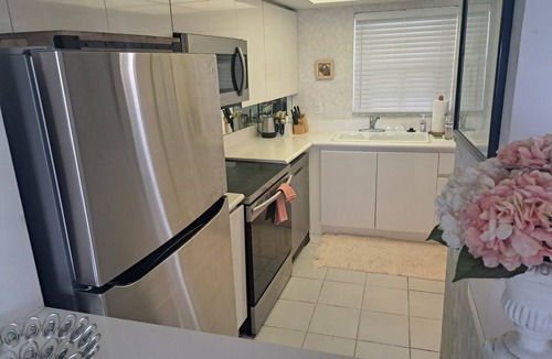 Santa Barbara Estates Condo | Fabulous top floor with two king-sized bedrooms in best Pompano Beach location