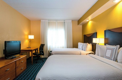 Pennington Bend Hotel | Fairfield Inn & Suites by Marriott Nashville at Opryland