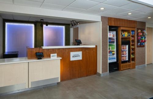 Villas Hotel | Fairfield Inn & Suites by Marriott Fort Myers Cape Coral