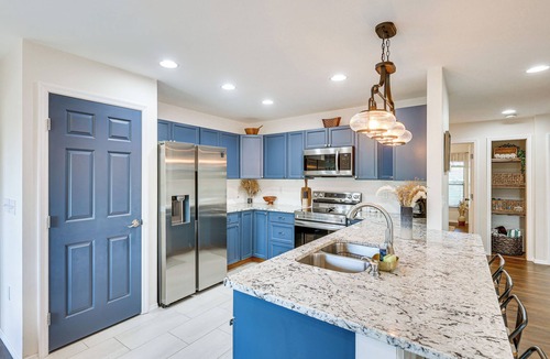 Eisenhower House | Fairways & MLB Fun! Poolside Haven in Lehigh Acres