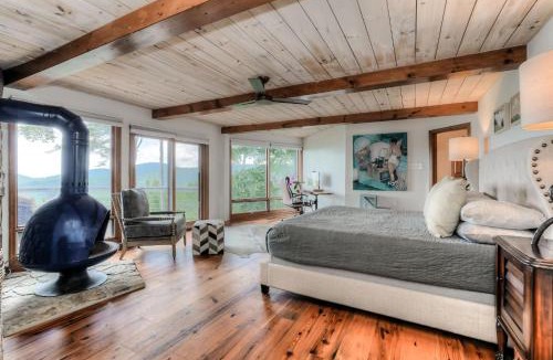 Big Canoe House | Falken Haus