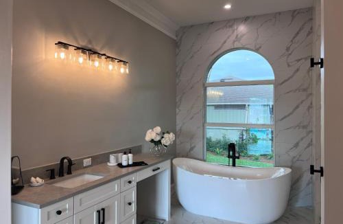 Palm River Estates House | Fall in Naples - Game Room pvt pool hot tub impeccable decor