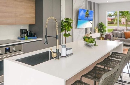 Miami Gardens House | Family 5BR Miami: Resort Pool, Sports & BBQ Oasis