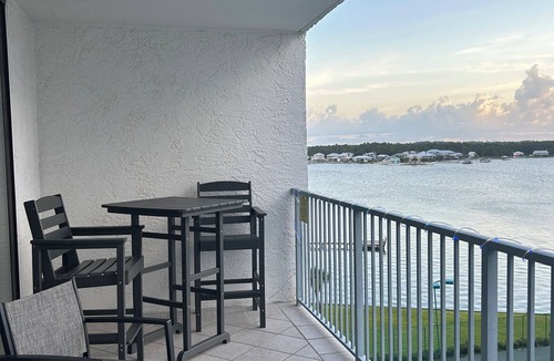 Gulf Shores Condo | Family Friendly Beach Vacation Condo