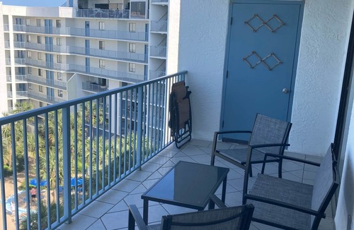 Gulf Shores Condo | Family Friendly Beach Vacation Condo