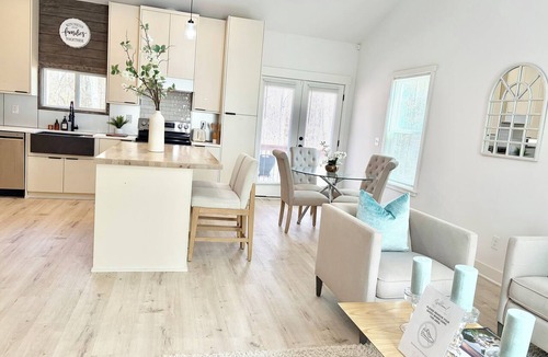 Mint Hill House | Family-Friendly Mint Hill Retreat