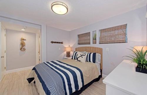 Bay Isle House | Family friendly with large pool
